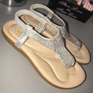 💎💎BRAND NEW BLING SANDALS💎💎